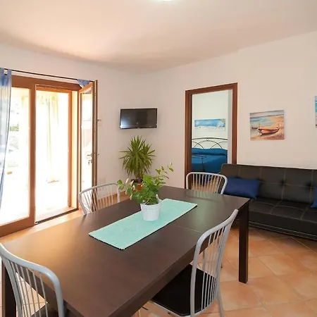 Appartamento Vicino -g- Tanaunella